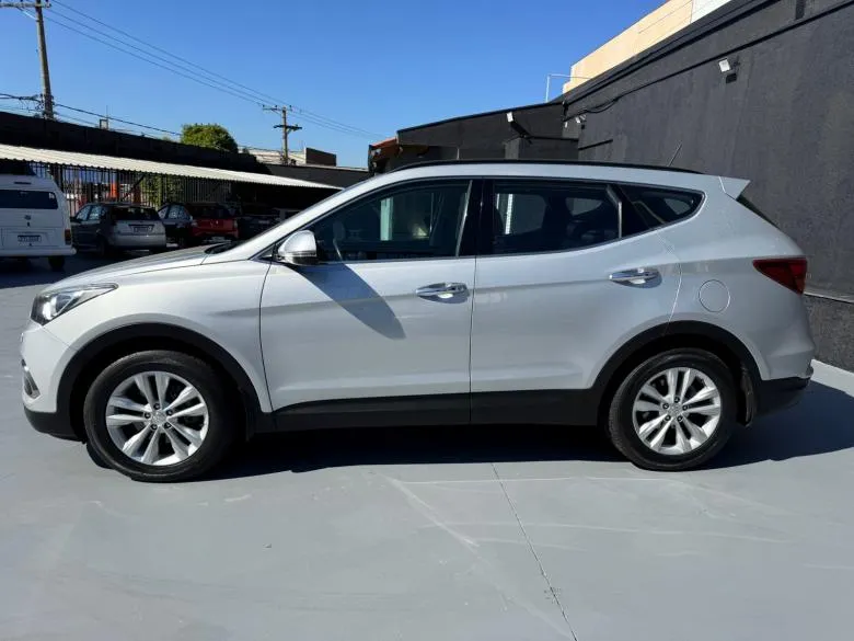 Hyundai - SANTA FE V6